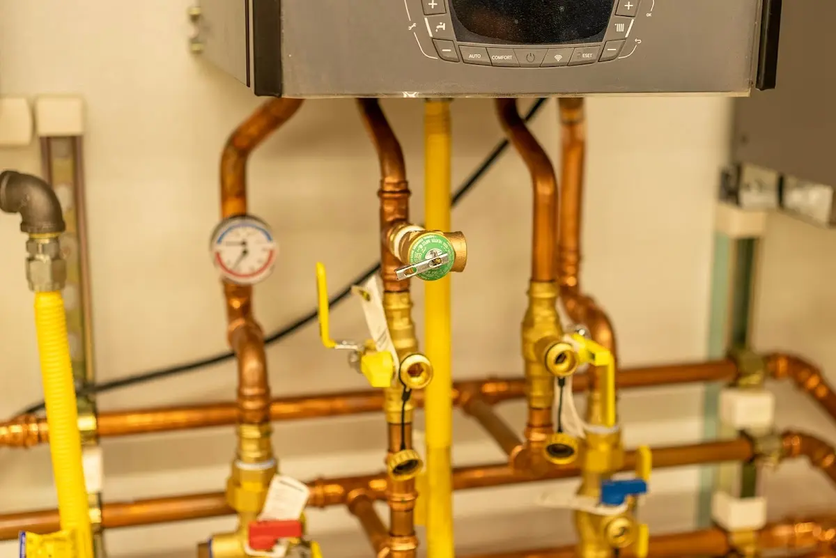 Licensed technician providing Emergency Plumbing for a homeowner in Weehawken